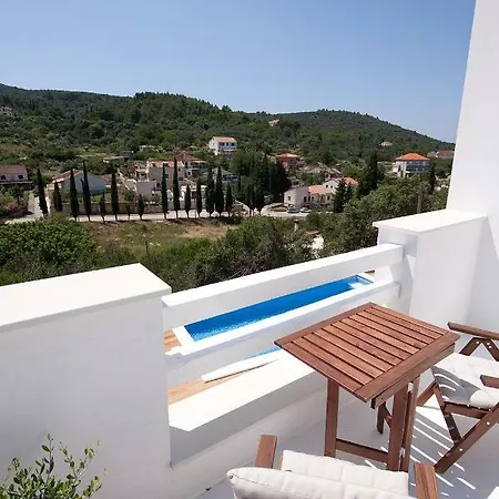 Artemis Villa *